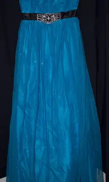 Blue Strapless Prom Dress