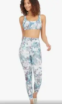 NWT SPANX Booty Boost Active Painted Camo Pink Multi Active Printed ⅞ Leggings