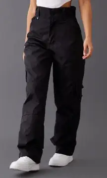 PrettyLittleThing Petite Black Shell Straight Cargo Pocket Pants size 0 NWT