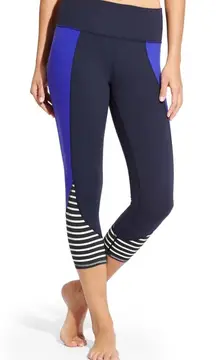 Athleta High‎ Rise Flow Stripe Chaturanga Capri Crop Workout Yoga Pants size S