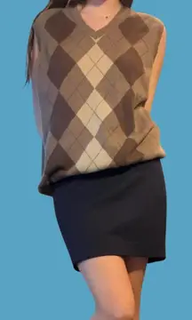 Vintage y2k Van Heusen tan and brown argyle plaid knit vest 🔥