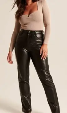 Curve Love Vegan Leather 90s Straight Leg Pant