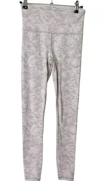 Athleta Elation Textured Tight Small Frosted Floral Velvety Pink Iceland Size XS