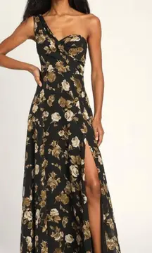 Lulus Black Floral One-Shoulder Maxi Dress