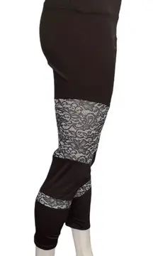 Women's Sz M NANETTE LEPORE Black/White Ultra High Rise Lace Panel 7/8 Leggings