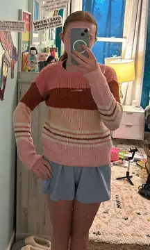 Knit sweater 