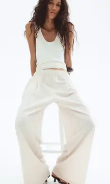 NWT H&M Pull-On Wide Leg Pants in Cream Size M