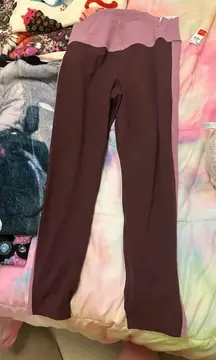 Old Navy Extra High-Rise Leggings 