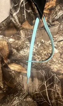 Real tree camo hoodie with blue strings