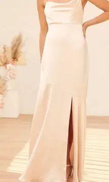 Moment in the Spotlight Champagne Satin  Cowl Neck Maxi Dress size Medium new