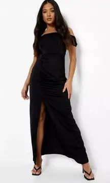 Boohoo  Black Off Shoulder Draped Satin High Slit Maxi Dress Size S NEW