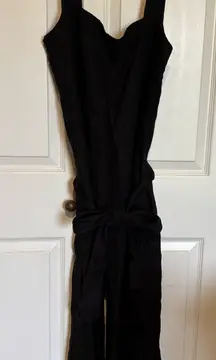 D96p 100% linen wide leg cropped jumpsuit minimalist quiet luxury Lithuania