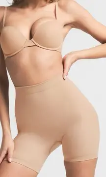 Skims Seamless Sculpt Mid Thigh Short Sz S/M