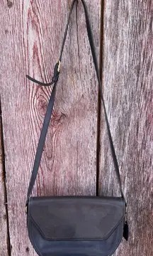 Vintage COACH #9947 "Vista" Black Leather Crossbody Bag Purse Saddle 90’s