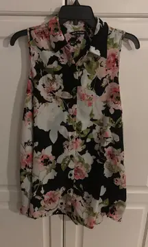 Unique‎ Spectrum Floral Print Sleeveless Blouse Top - Size M