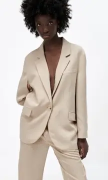 Zara Cream Viscose Flowy Oversized Long Sleeves Blazer Small