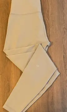 lululemon athletica Wunder Under leggings 28”