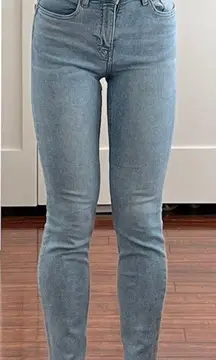 H&M Light Wash High Waisted Skinny Jeans