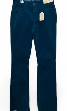 ST JOHN’s BAY BOOTCUT CORDUROY
mid-rise easy fit Comfort Waist 6 NWT Rich Teal