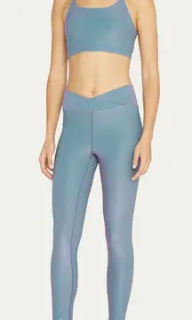 TWENTY Montreal Colorsphere 7/8 High Waist Cross Over Legging- Size Small