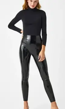 Spanx Faux‎ Patent Leather Leggings Black Size Small Petite PS