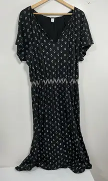 Womans Old Navy Pullover Fit & Flare Midi Dress Large Black White Short Sleeve