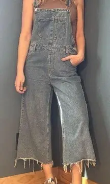 Denim Raw Hem Wide Cropped Overalls size Large
