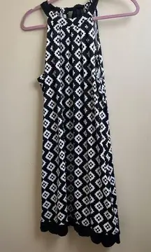 Mud Pie Mini Halter Dress With back bow Tie black & white Size Medium