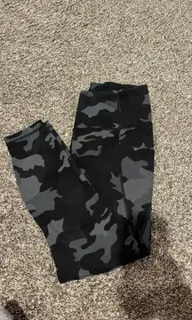 camo leggings