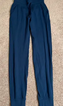 Lululemon Ready To Rulu Pants Size 2