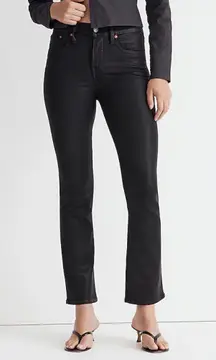 Mid Rise Kick Out Jean in True Black Coated 33