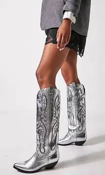 NEW Jeffrey Campbell Dagget Silver Metallic Western Boots Free People Size 7