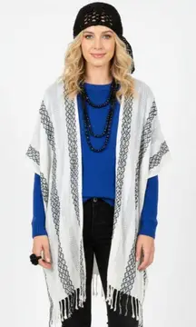 Big Buddha Ivory & Gray Print Fringe Cape Poncho Top OS