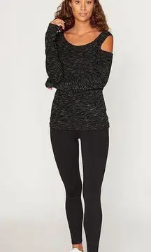 Threads for Thought Aza Pullover