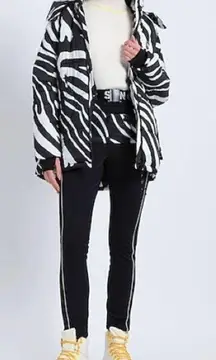 Topshop Sno ski coat with belt and fur trim hood in zebra print, Size 2 US, $329