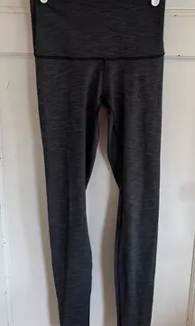Lululemon heather gray leggings size 6