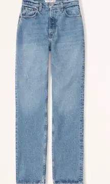 The 90s Straight Jean