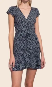 Brandy Melville Robbie Wrap Dress Navy & White Floral Tie Waist V-Neck One size