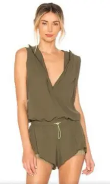 Free People Going For A Runsie Olive Green Sleeveless Hooded Shorts Romper‎ XS
