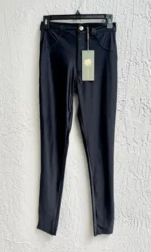 NWT Agua De Coco High-Waisted Body-Fit Buttons Straight Pants Black Women's P/S