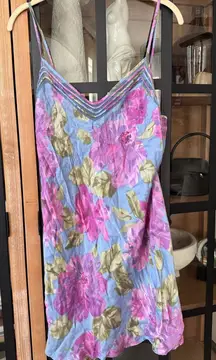 Vintage 2001 Victoria’s Secret nightgown slip dress mini lace floral silk vneck