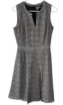 Halogen Women's Size 2 Geometric Black‎ White Career Business Pleated Knee Dress