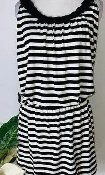 Max Studio Black & White Striped Sleeveless Ruffle Neckline Dress Sm