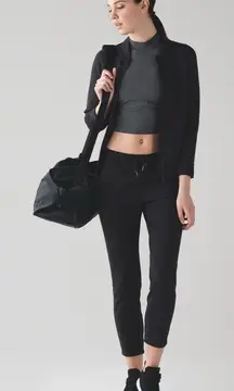 Lululemon On The Fly Pant *28” in Black