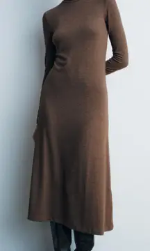 TURTLENECK DRESS WITH LONG SLEEVES SMALL