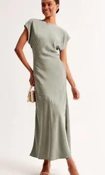 A&F Short-Sleeve Crinkle Satin Maxi Dress