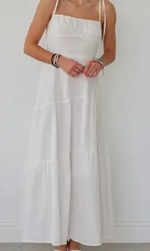 White dress NEW 