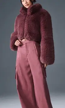 Alo Show Off Cargo Wide Leg Trouser nwot $160 maroon casual fall active classic