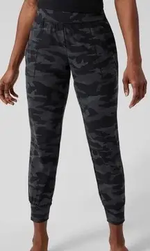 Athleta Salutation Camo Joggers