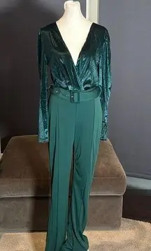 Women’s Green Jumpsuit Deep V-Neck Velvet Bodice Belted Waist Zip Back Size M